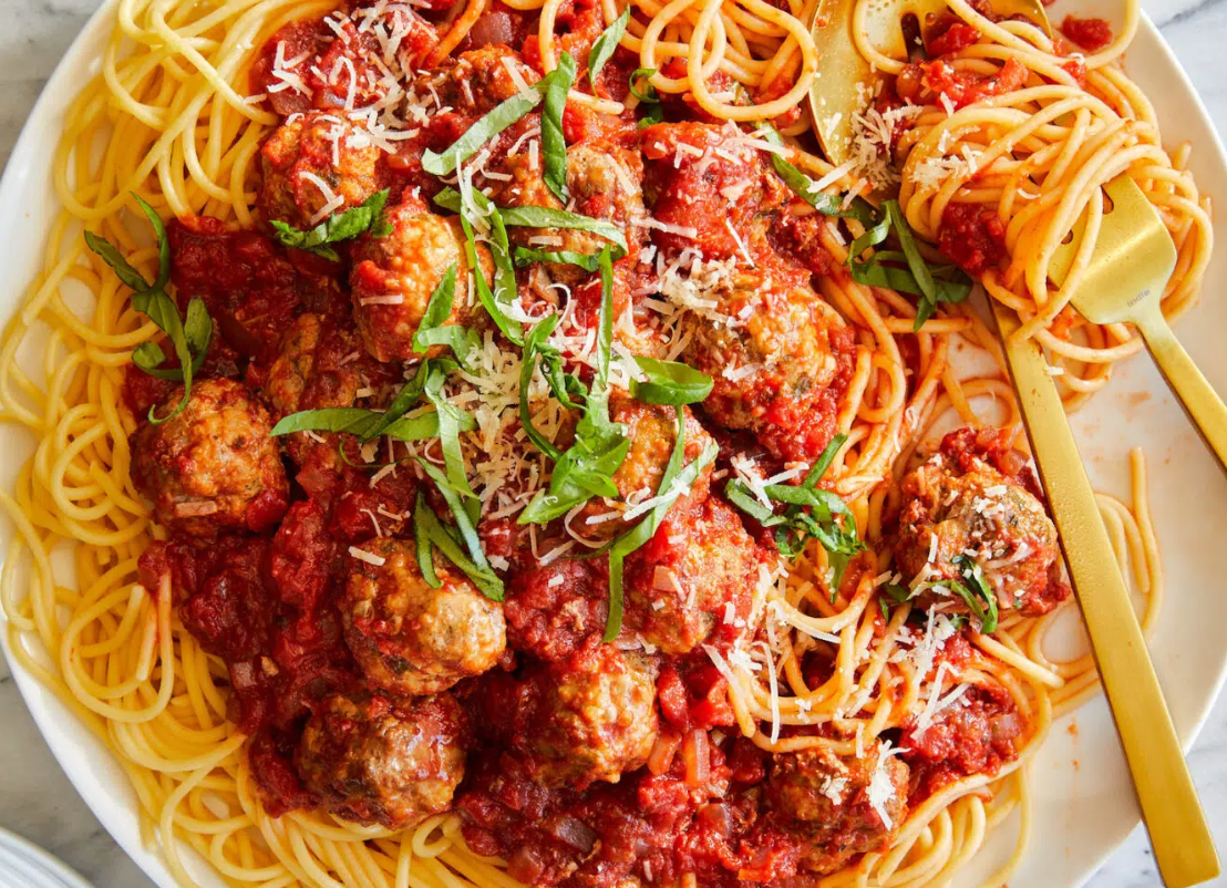 Spaghetti & Meatballs